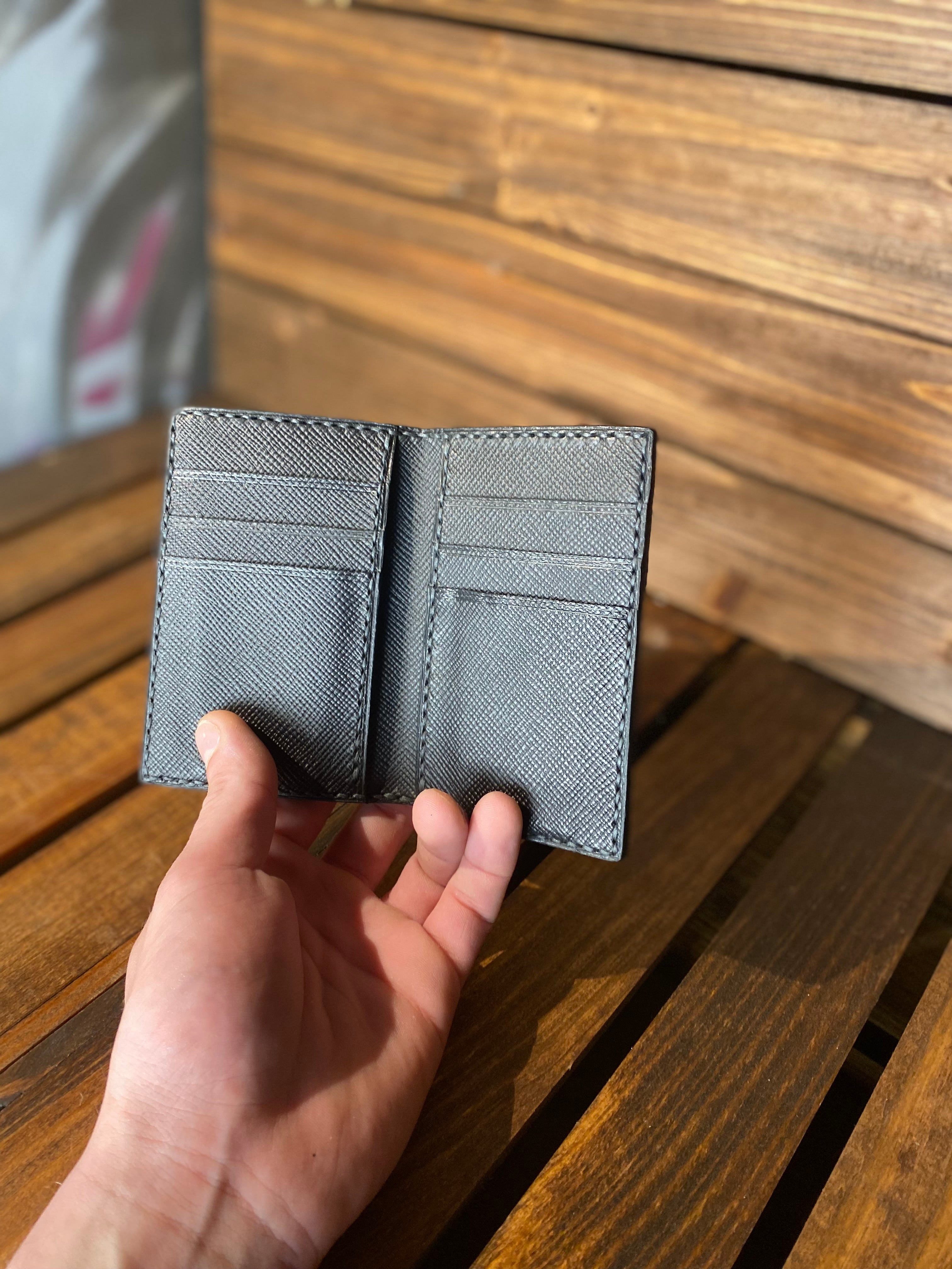 Crocodile Bifold